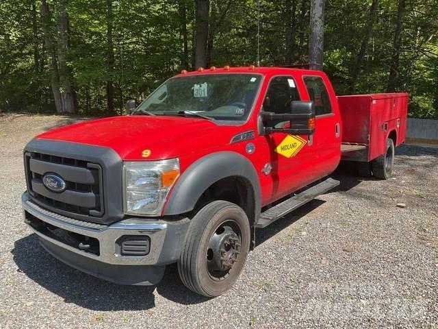 Ford F-550 Pick-upy / Pojazdy z otwieranymi burtami