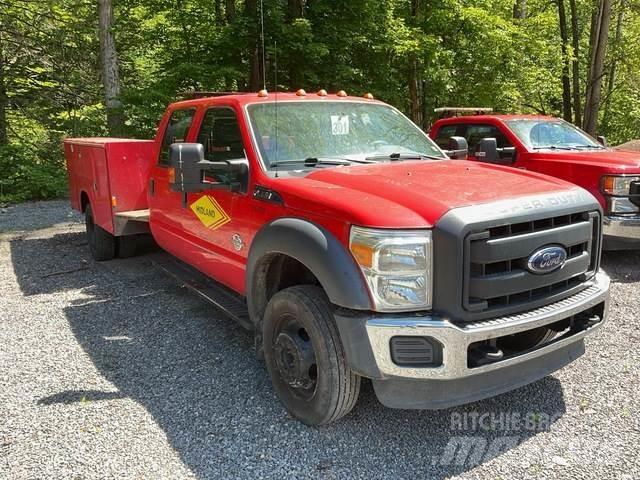 Ford F-550 Pick-upy / Pojazdy z otwieranymi burtami