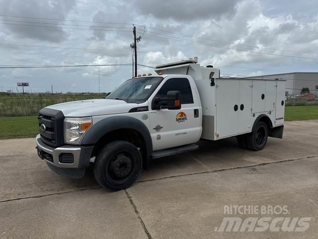 Ford F-550 Pojazdy komunalne
