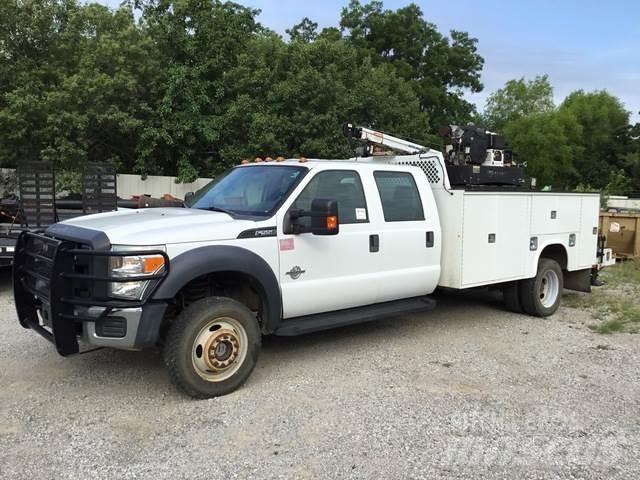 Ford F-550 Pojazdy komunalne