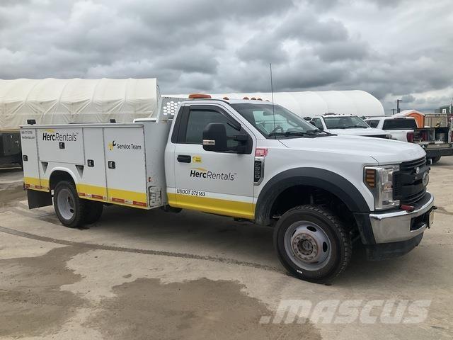 Ford F-550 Cysterna