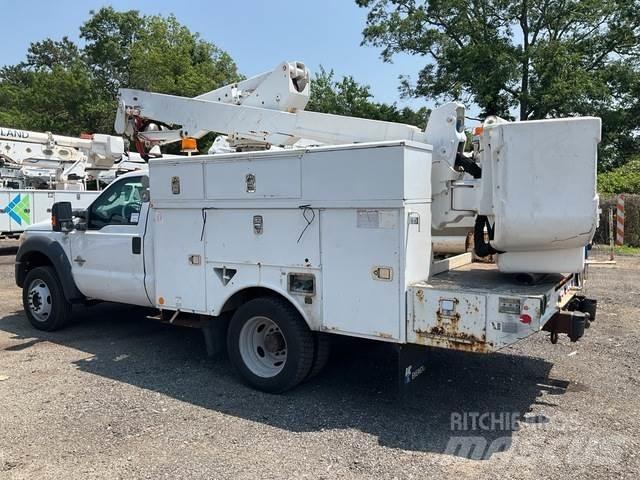 Ford F-550 Inne