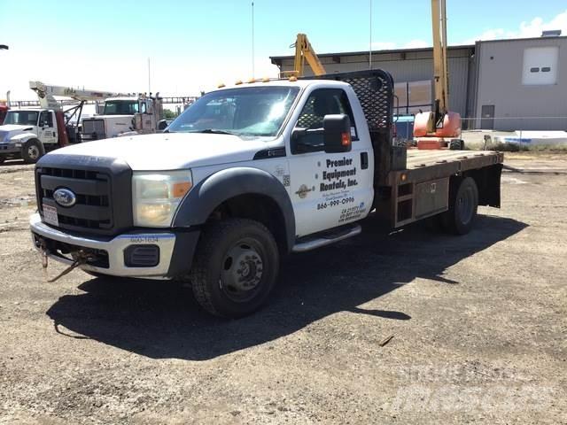 Ford F-550 Ciężarówki typu Platforma / Skrzynia