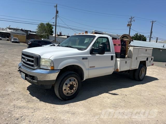 Ford F-550 Pojazdy komunalne