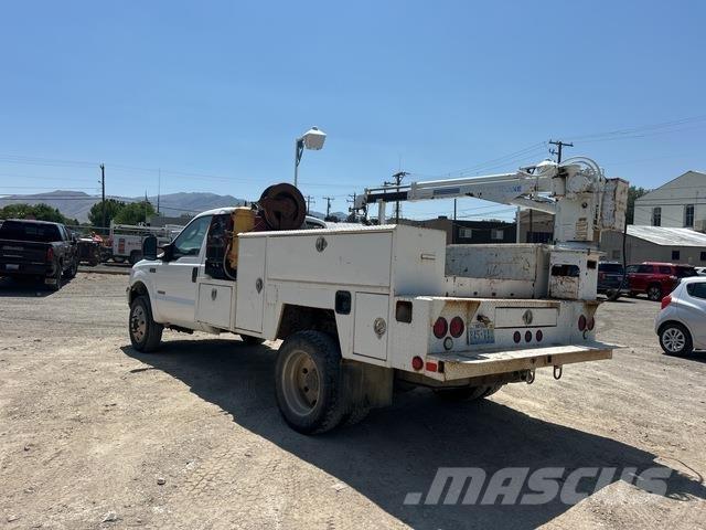 Ford F-550 Pojazdy komunalne