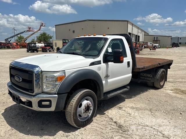 Ford F-550 Ciężarówki typu Platforma / Skrzynia
