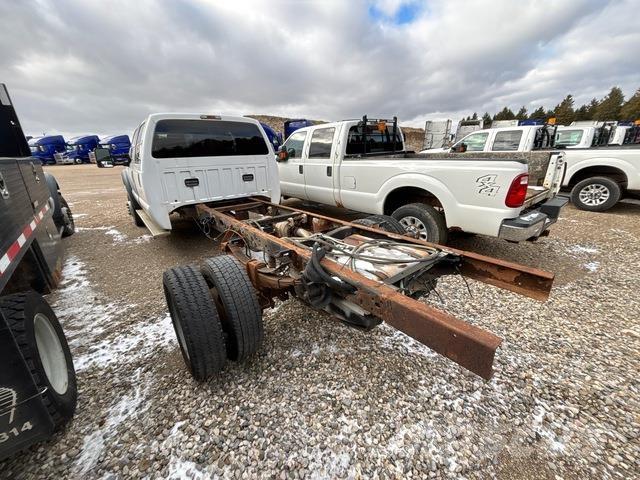 Ford F-550 Kabiny i wnętrze