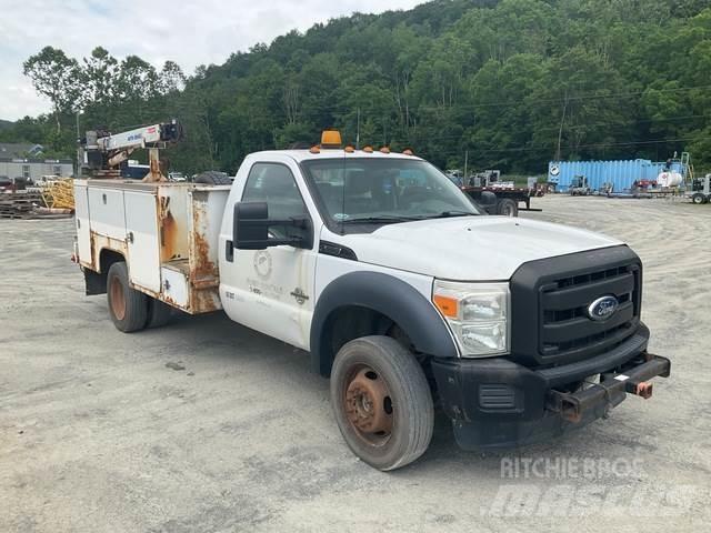 Ford F-550 Pojazdy komunalne