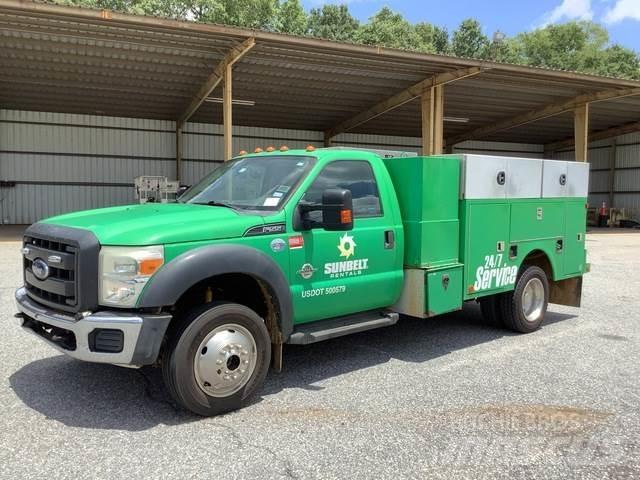 Ford F-550 Pojazdy komunalne