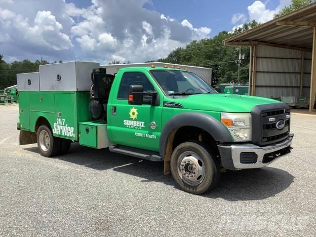 Ford F-550 Pojazdy komunalne