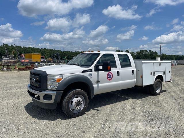 Ford F-550 Pick-upy / Pojazdy z otwieranymi burtami