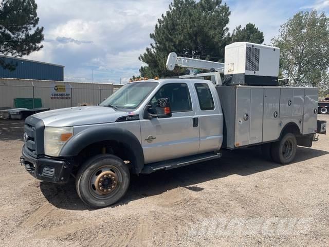 Ford F-550 Pojazdy komunalne