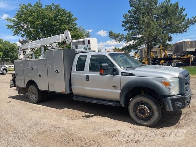 Ford F-550 Pojazdy komunalne