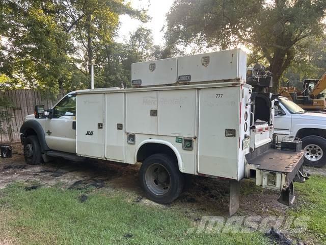 Ford F-550 Pojazdy komunalne