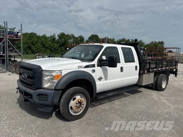 Ford F-550 Pojazdy komunalne