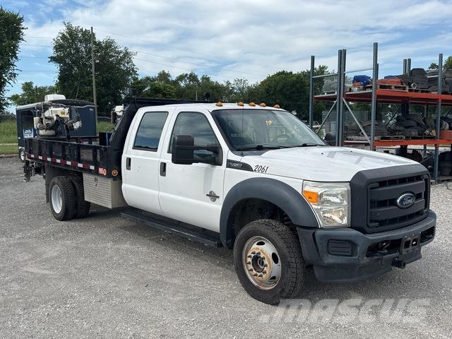 Ford F-550 Pojazdy komunalne