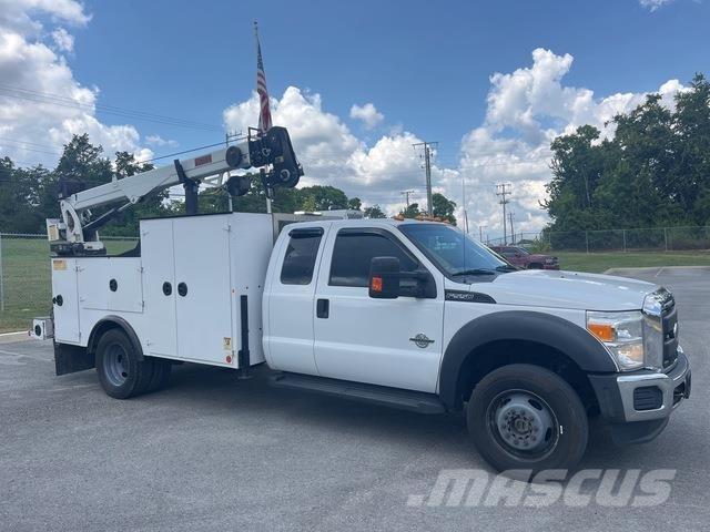 Ford F-550 Pojazdy komunalne