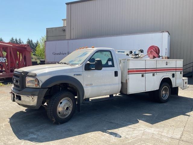Ford F-550 Pojazdy komunalne