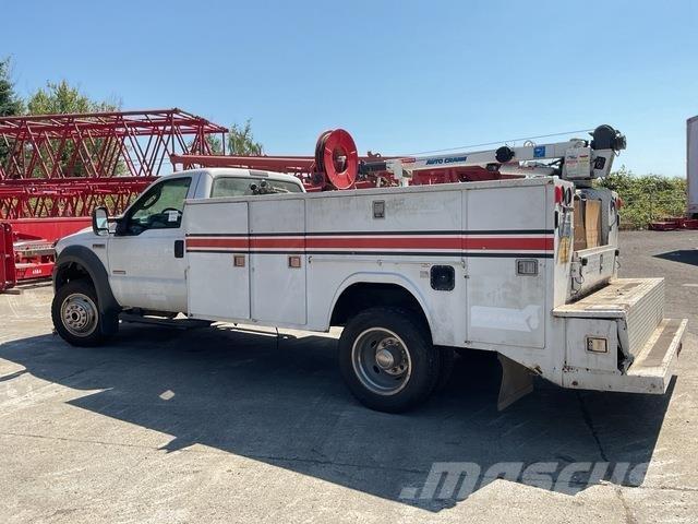 Ford F-550 Pojazdy komunalne