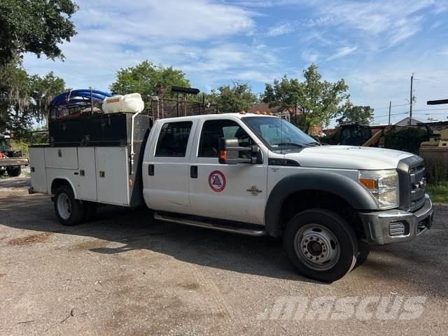 Ford F-550 Pick-upy / Pojazdy z otwieranymi burtami