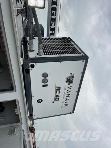 Ford F-550 Pojazdy komunalne