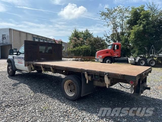 Ford F-550 Ciężarówki typu Platforma / Skrzynia