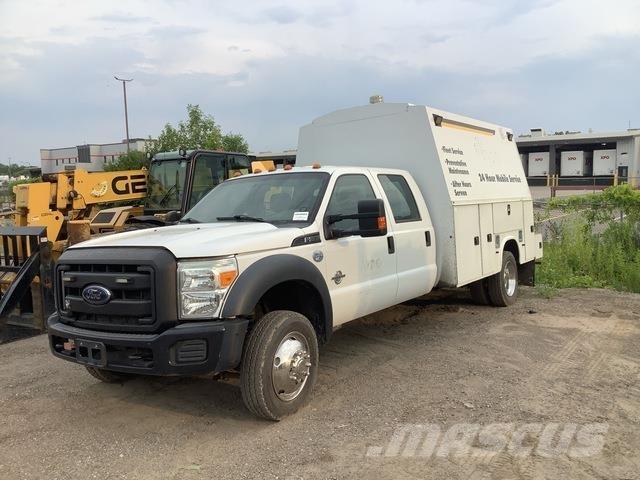 Ford F-550 Pojazdy komunalne