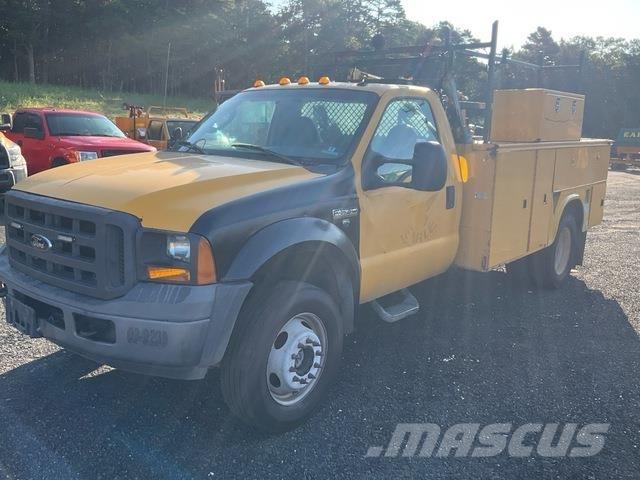Ford F-550 Pojazdy komunalne