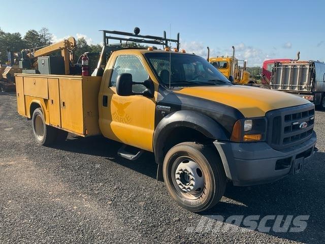 Ford F-550 Pojazdy komunalne
