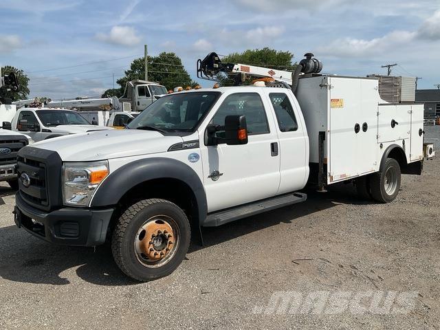 Ford F-550 Pojazdy komunalne