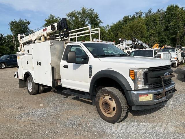 Ford F-550 Pojazdy komunalne