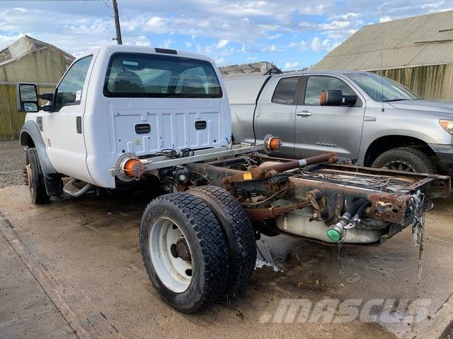 Ford F-550 Kabiny i wnętrze