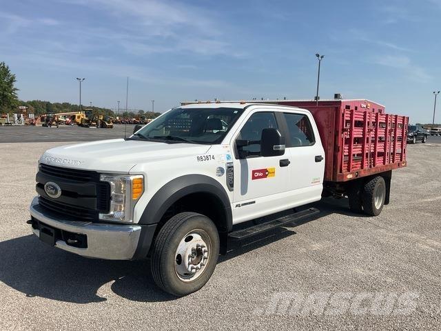 Ford F-550 Ciężarówki typu Platforma / Skrzynia