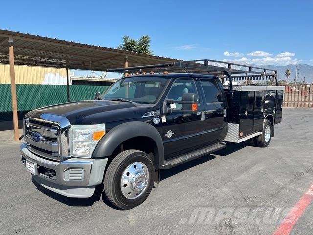 Ford F-550 Pick-upy / Pojazdy z otwieranymi burtami