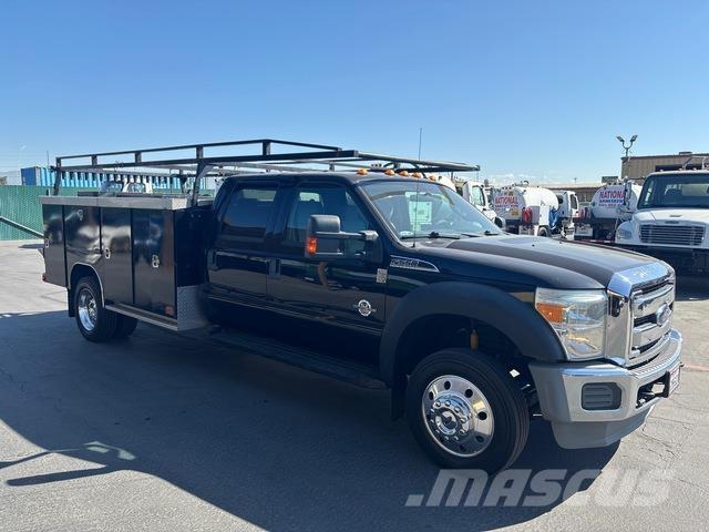 Ford F-550 Pick-upy / Pojazdy z otwieranymi burtami