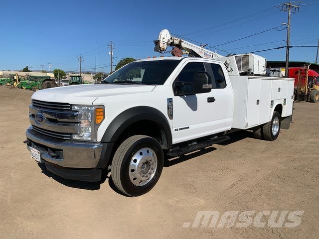 Ford F-550 Pojazdy komunalne