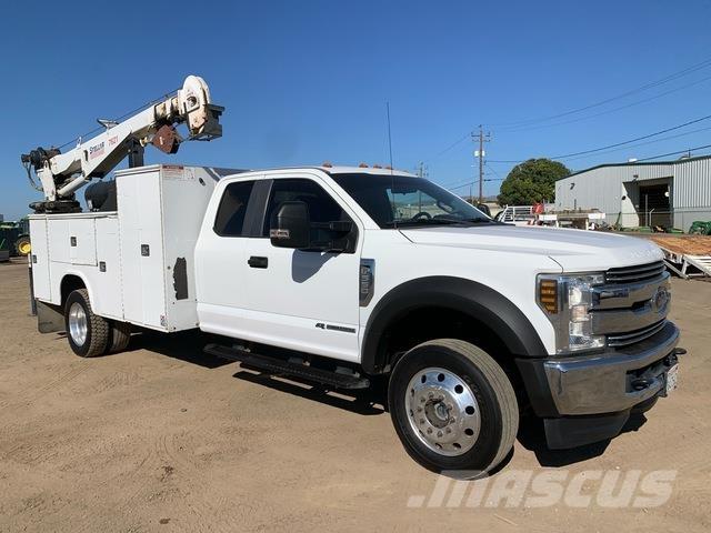 Ford F-550 Pojazdy komunalne