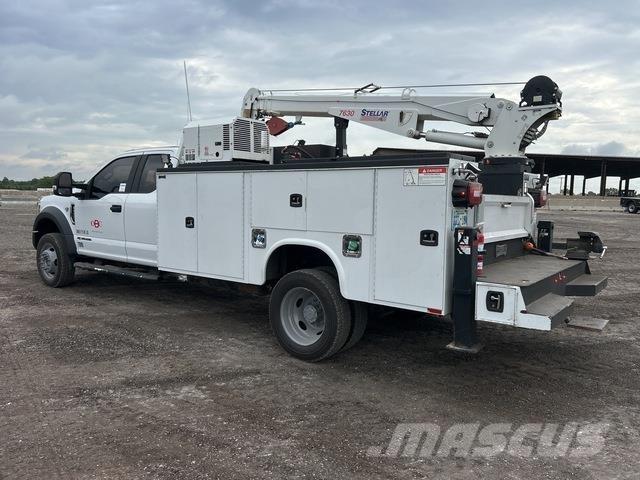 Ford F-550 Pojazdy komunalne