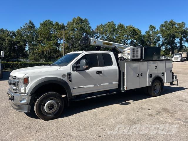 Ford F-550 Pojazdy komunalne