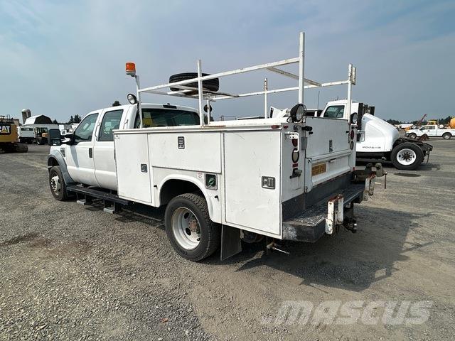 Ford F-550 Pick-upy / Pojazdy z otwieranymi burtami