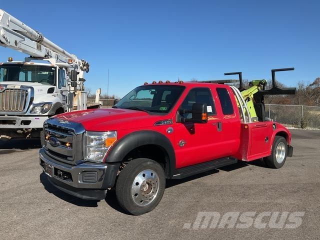 Ford F-550 Samochody ratownicze pomocy drogowej