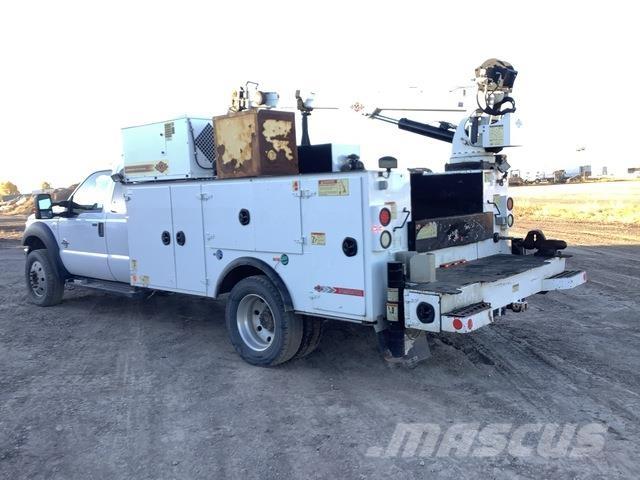 Ford F-550 Pojazdy komunalne