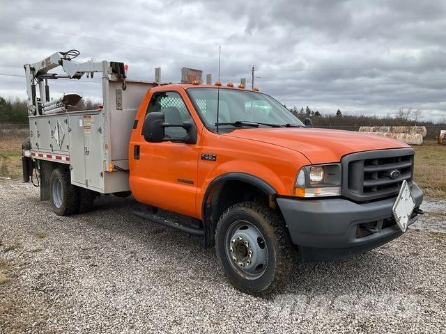 Ford F-550 Żurawie samochodowe