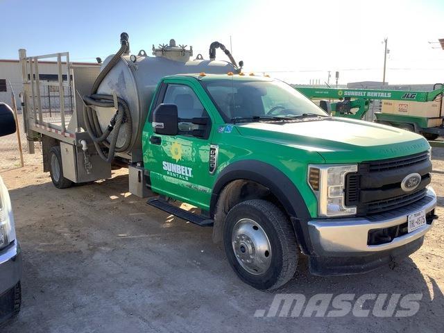 Ford F-550 Ciężarówki typu Platforma / Skrzynia