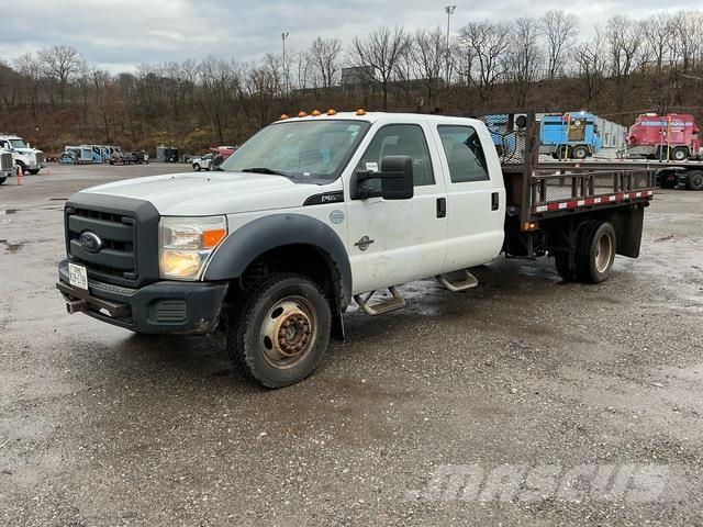 Ford F-550 Ciężarówki typu Platforma / Skrzynia
