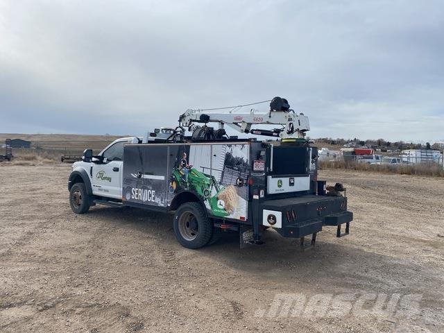 Ford F-550 Pojazdy komunalne