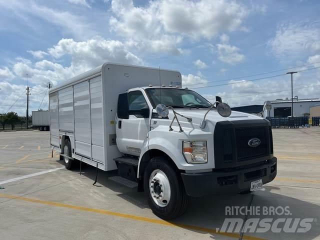 Ford F-650 Samochody do transportu napojów