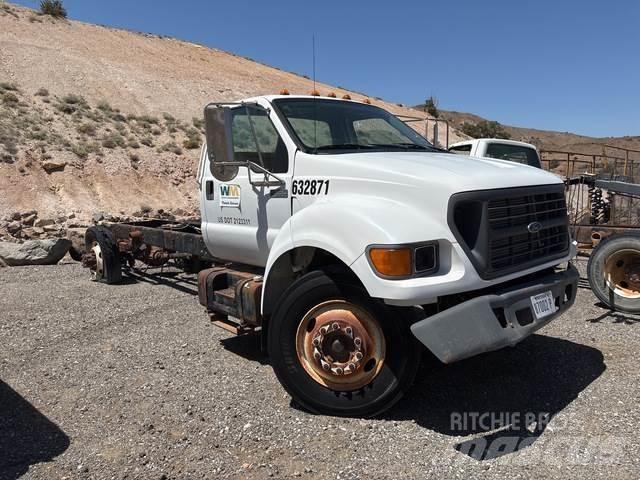 Ford F-650 Kabiny i wnętrze