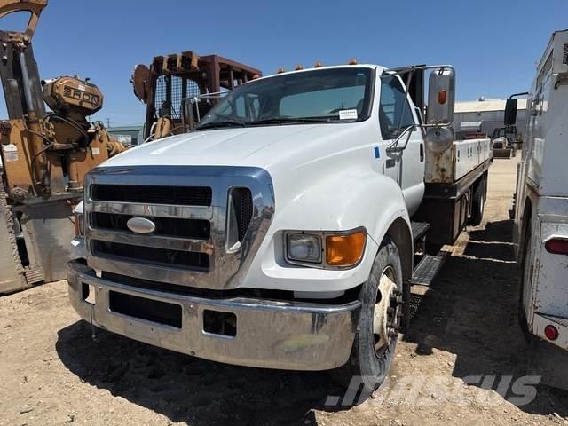 Ford F-650 Ciężarówki typu Platforma / Skrzynia