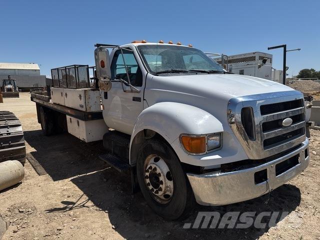 Ford F-650 Ciężarówki typu Platforma / Skrzynia